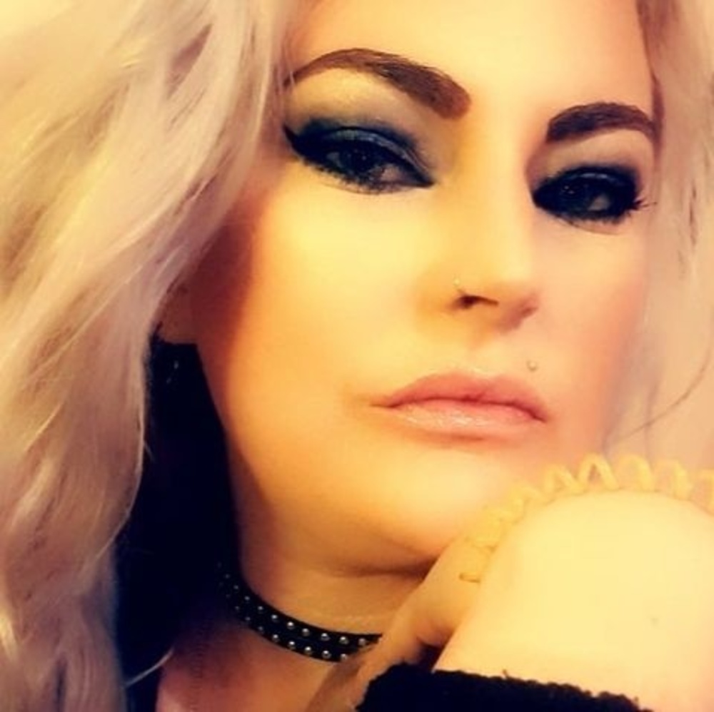 Meet your Posher, Ash